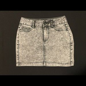 Bullhead skirt, size 0